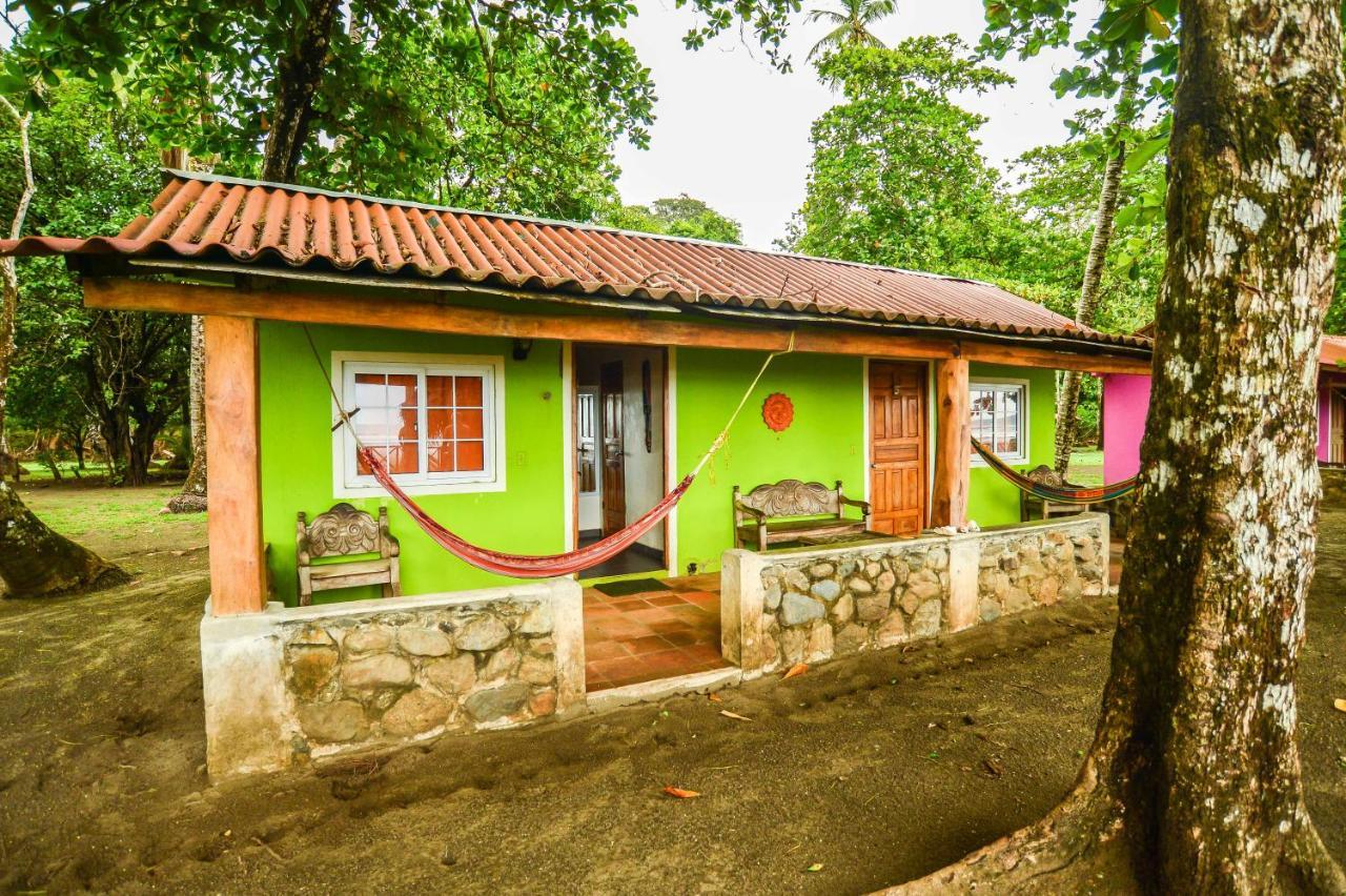 Hotel Oasis & Surf Camp Santa Catalina Extérieur photo