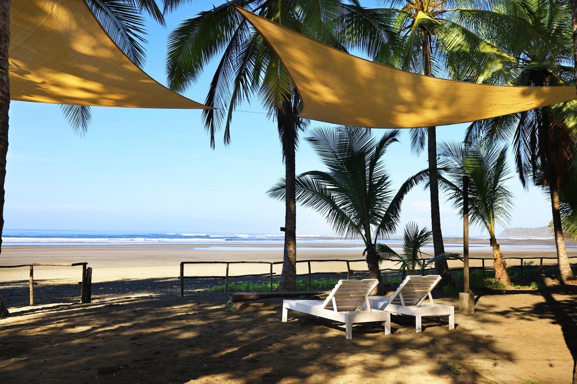 Hotel Oasis & Surf Camp Santa Catalina Extérieur photo