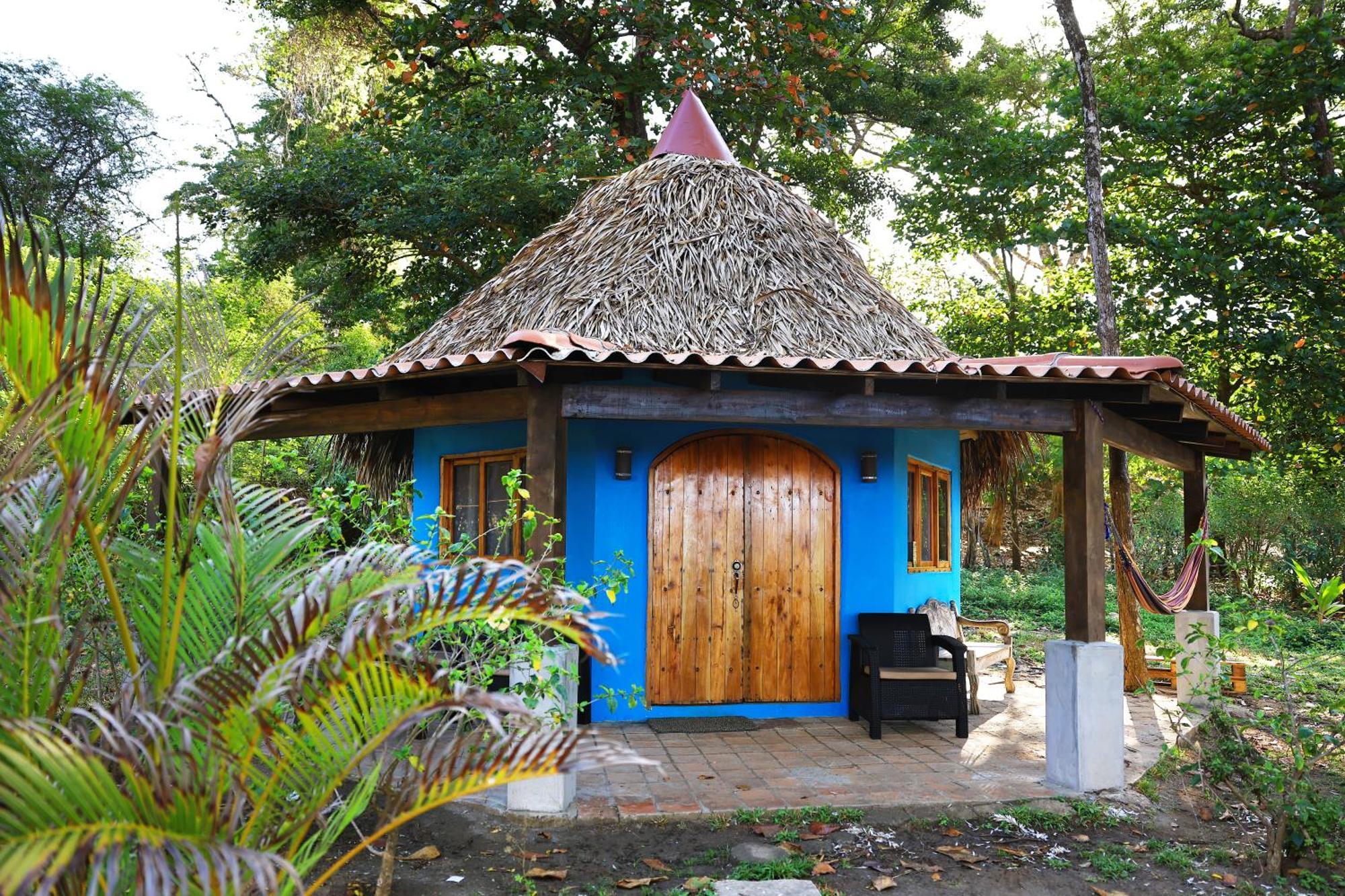 Hotel Oasis & Surf Camp Santa Catalina Extérieur photo